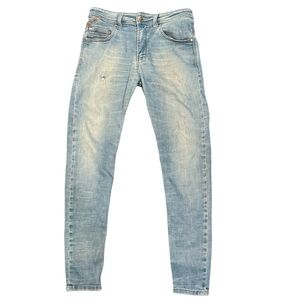 Eleven Four Men’s Light Wash Skinny Distressed Jeans. Size 30